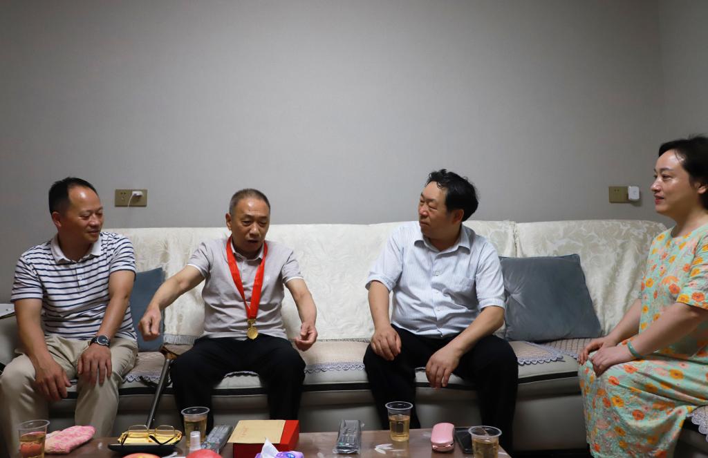 英国上市公司365